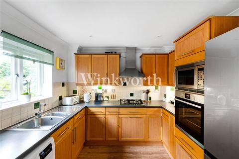 2 bedroom apartment for sale, Green Lanes, London, N4