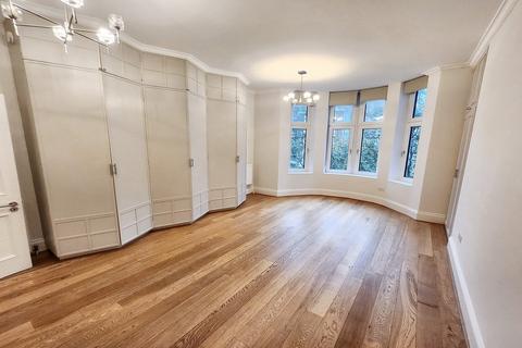4 bedroom apartment to rent, Bickenhall Mansions, Marylebone, London, W1U