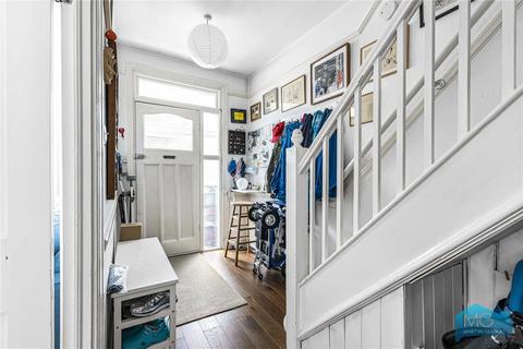 undefined, Pevensey Avenue, London, N11