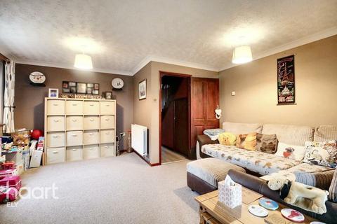 undefined, Law Close, Littleport