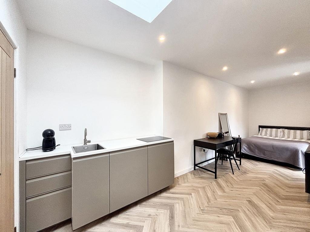 Bedroom Three/Annex