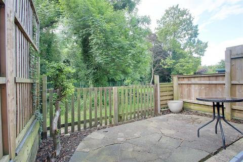 undefined, Aylesbury Road, Bierton