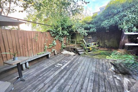 Retail property (high street) to rent, 348-348B Richmond Rd Twickenham TW1 2DU