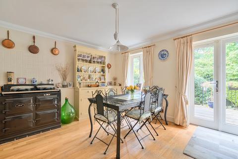 undefined, Pathfields, Haslemere, Surrey, GU27