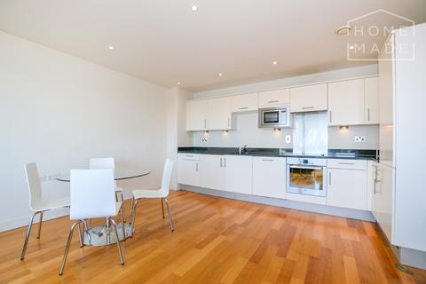 2 bedroom flat to rent, The Latitude, Clapham Common, SW4