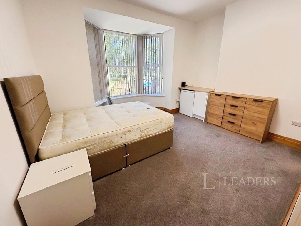 6d0cb54d-Room 202 20