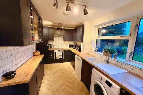 3 bedroom terraced house for sale, Faraday Road, Stevenage, SG2 0BJ