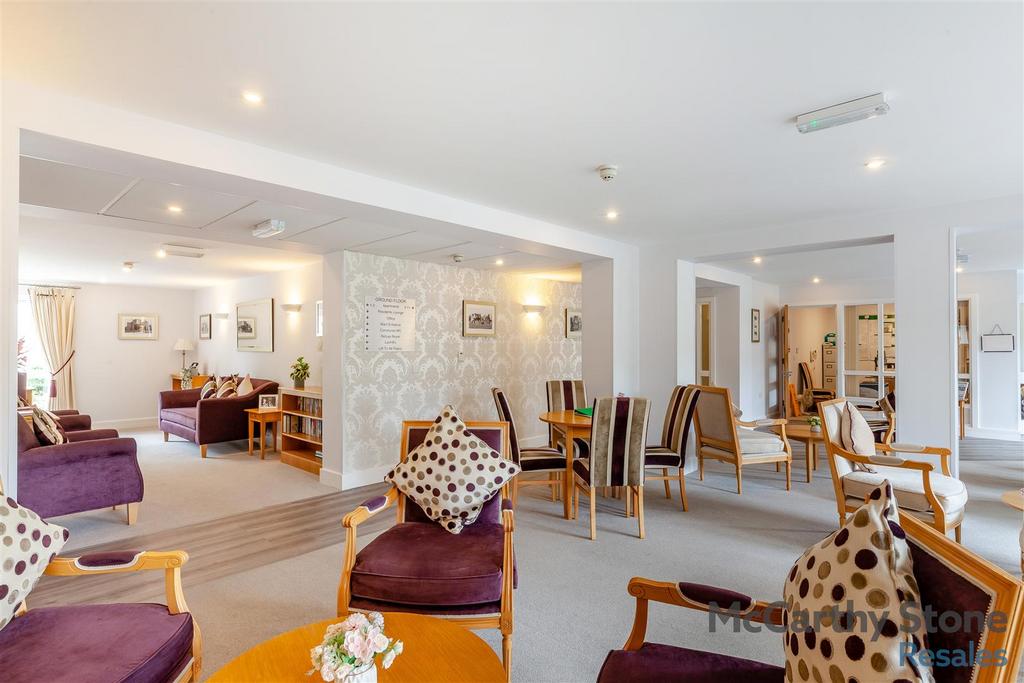 8649680-interior16.jpg