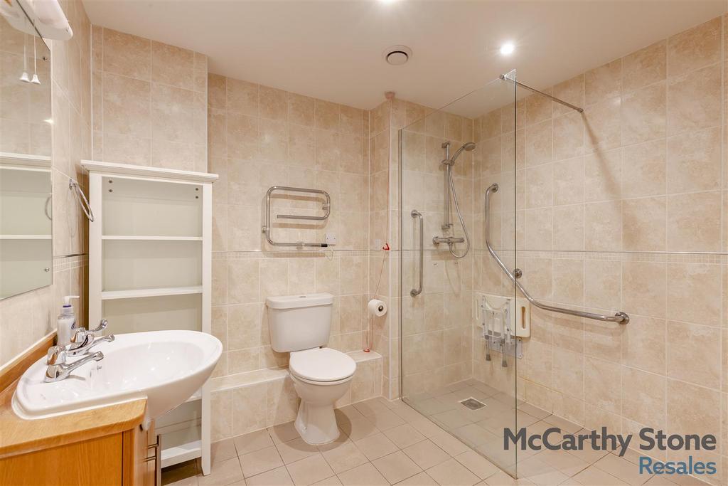8666554-interior10.jpg