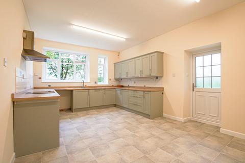 3 bedroom apartment to rent, Poling Street, Poling, Arundel, West Sussex, BN18