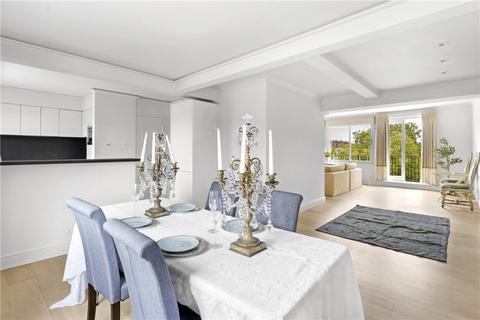 3 bedroom penthouse to rent, Cadogan Square, Knightsbridge, London, SW1X