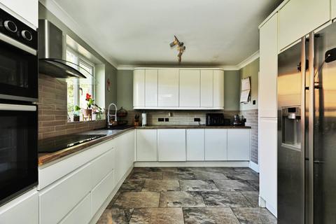 4 bedroom detached house for sale, Beeches Road, Sheffield S26