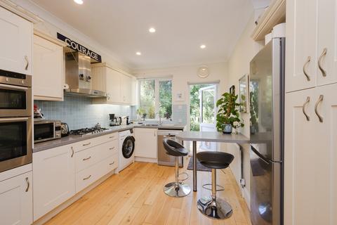 3 bedroom detached house for sale, Westcoombe Avenue, London SW20