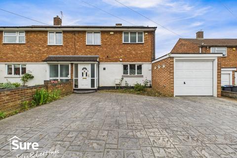 3 bedroom semi-detached house to rent, Alldicks Road, Hemel Hempstead, Hertfordshire, HP3 9JJ