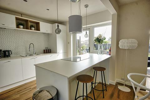 undefined, New Milton BH25