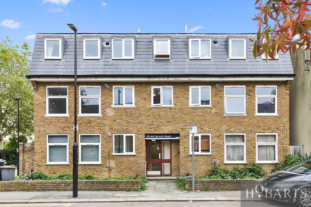 1 Bedroom First Floor Purpose Built Flat for Sale