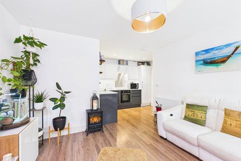 Mercury Gardens, Romford RM1