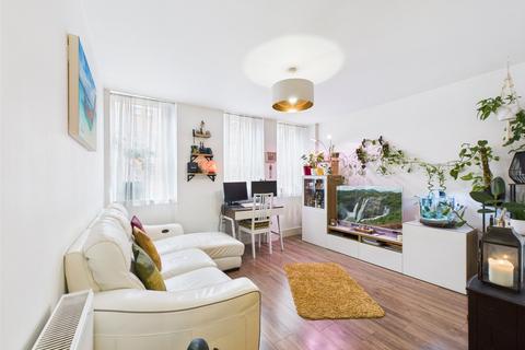 undefined, Mercury Gardens, Romford RM1