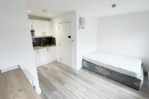 undefined, Edmeston Close, Homerton, E9