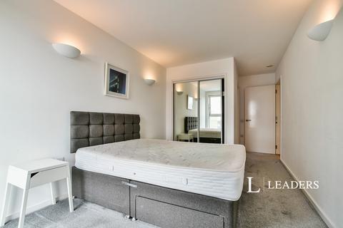 2 bedroom flat to rent, Skyline Central 2, 49 Goulden Street, Manchester, M4