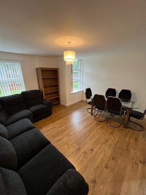 Apt 2 fitzwilliam 1