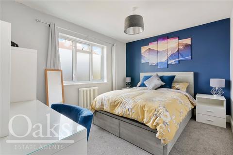 27 Eldertree Way, Mitcham, CR4 1AJ