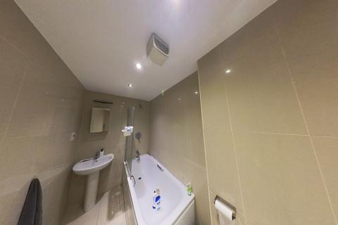 1 bedroom flat to rent, Brudenell Grove, Leeds LS6