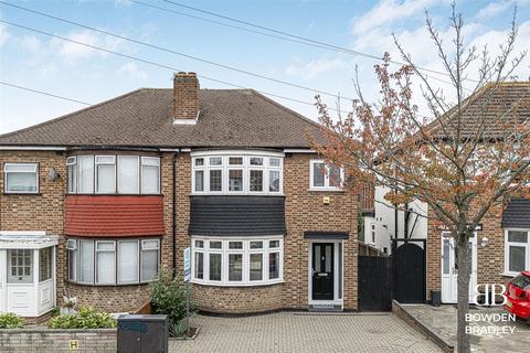 26 Penrith Road, Ilford, IG6 3DB