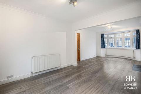 26 Penrith Road, Ilford, IG6 3DB