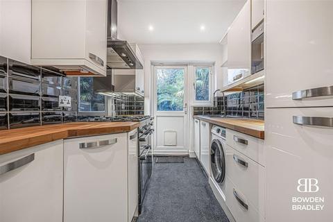 26 Penrith Road, Ilford, IG6 3DB