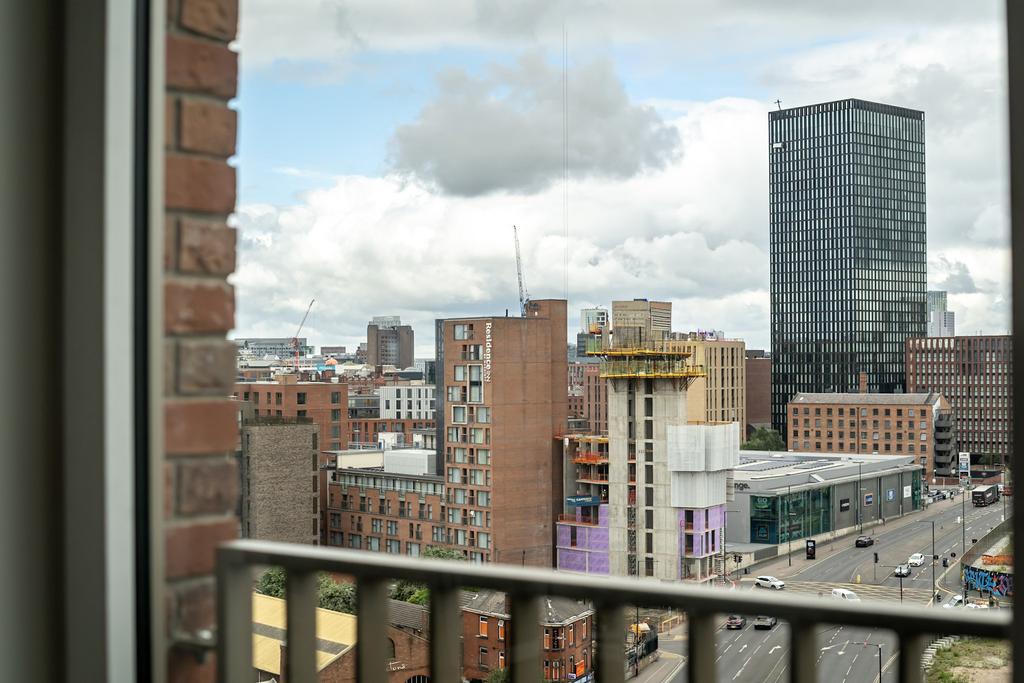Apartment in Manchester, Miles Platting, Greater Manchester - View 5