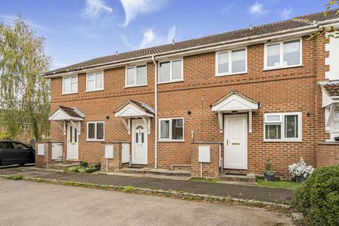 2 bedroom terraced house for sale, Kingfisher Way, Bicester, OX26