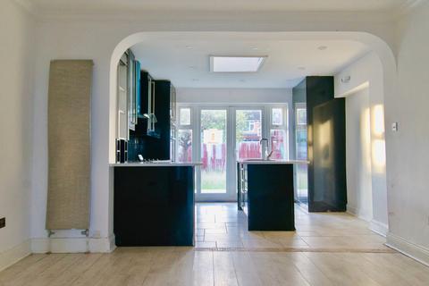 8 bedroom semi-detached house for sale, Highway Road, Evington, Leicester, LE5