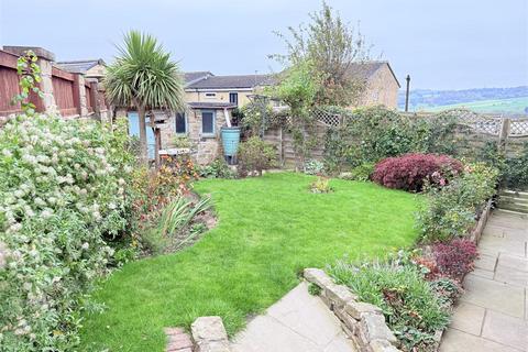 undefined, Lady Heton Drive, Mirfield WF14