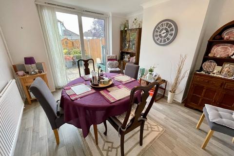 3 bedroom semi-detached house for sale, Swifts Green Road, Luton, Bedfordshire, LU2 8BW