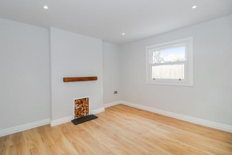 2 bedroom semi-detached house for sale, Lakes Lane, Beaconsfield, HP9