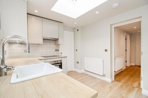 2 bedroom semi-detached house for sale, Lakes Lane, Beaconsfield, HP9