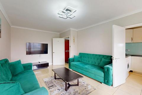 1 bedroom flat to rent, The Water Gardens, London W2