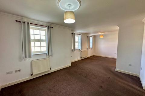 2 bedroom flat for sale, Bishopfields Drive, York, YO26