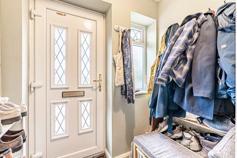 9 Castleford Close, Beddau, Pontypridd, CF38 2RW