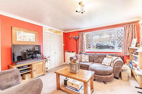 9 Castleford Close, Beddau, Pontypridd, CF38 2RW