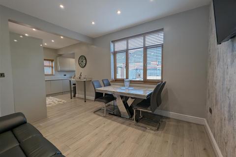 3 bedroom semi-detached house for sale, Parkside, Darlington