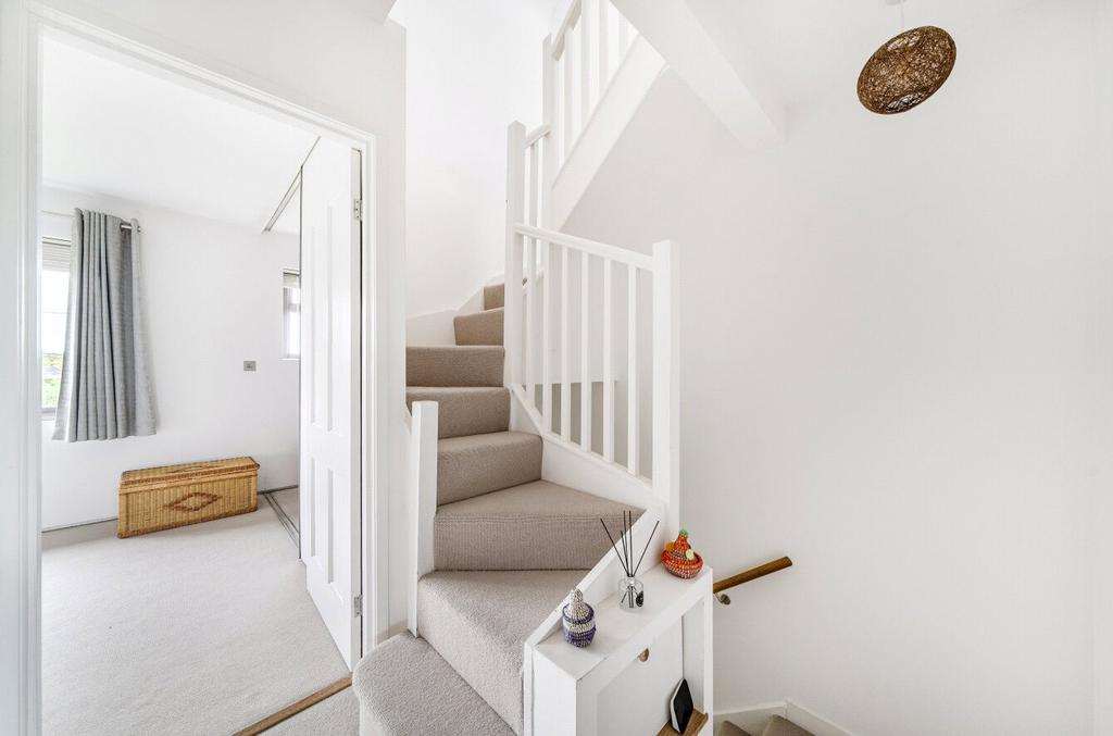 Stair To 2nd Floor
