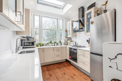 3 bedroom flat to rent, Friars Stile Road, Richmond, TW10