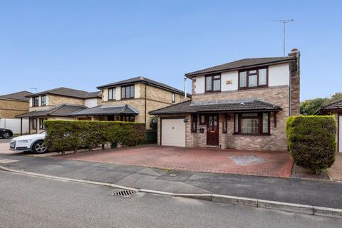 undefined, Ynysddu, Pontyclun CF72