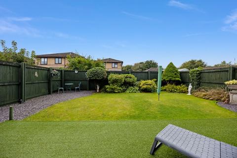 undefined, Ynysddu, Pontyclun CF72