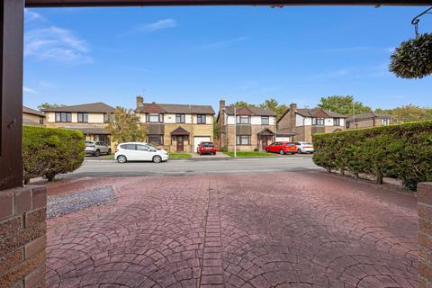 undefined, Ynysddu, Pontyclun CF72