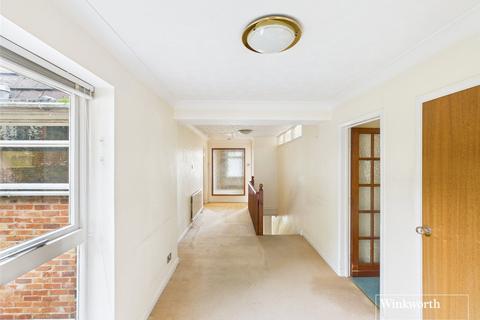 undefined, The Warren, Caversham, Reading, RG4