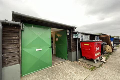 Warehouse to rent - Chapel Wood Road, Ash
