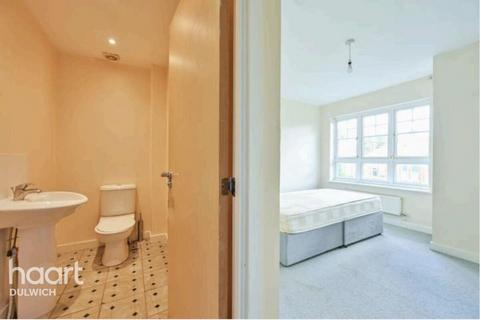 undefined, Vancouver Road, London